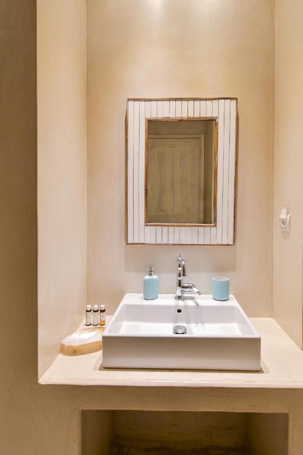 White Memories, Seafront Luxury Apartment Mykonos Mykonos Town エクステリア 写真